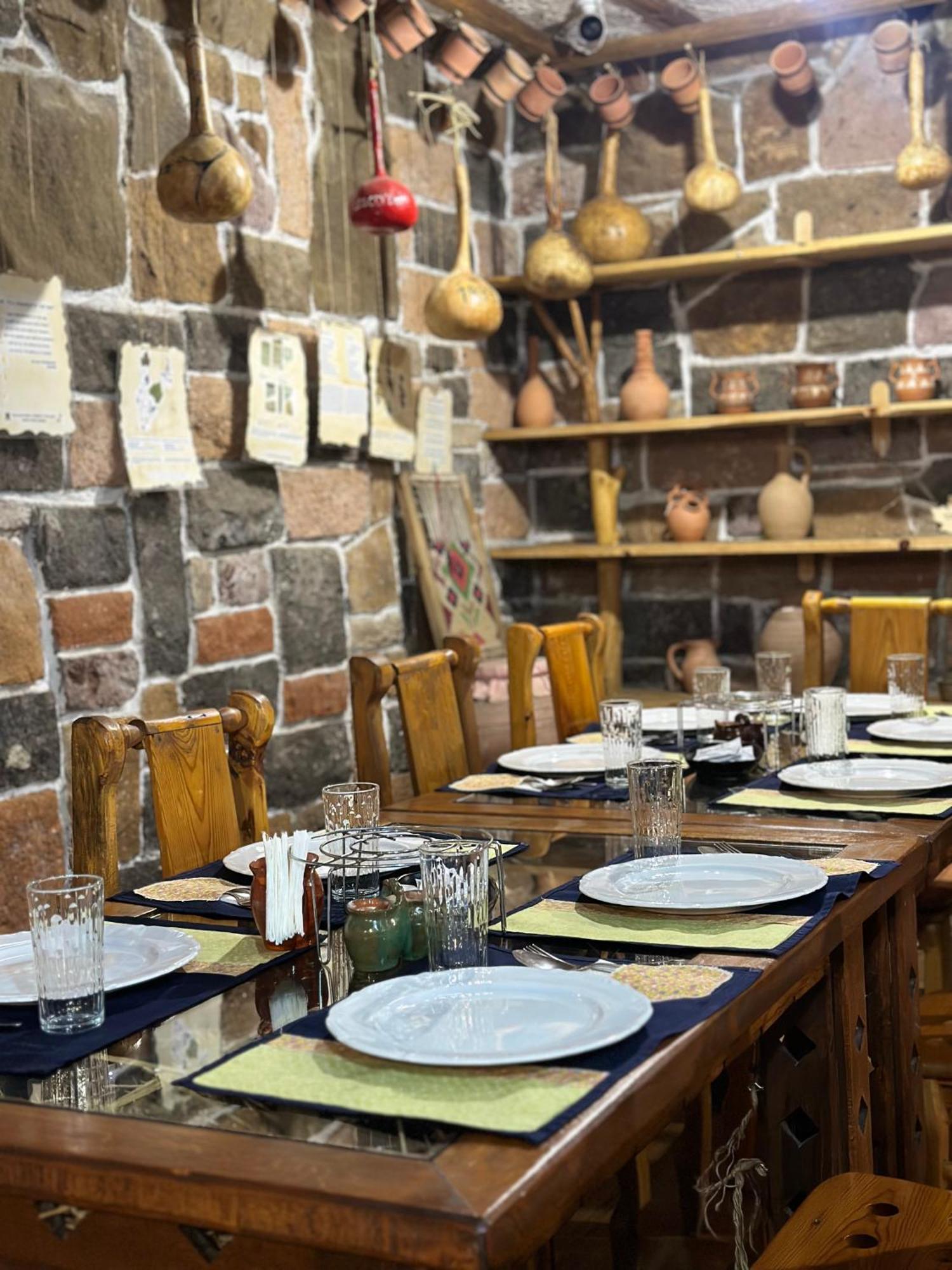Machanents Art Hotel Vagharshapat Εξωτερικό φωτογραφία