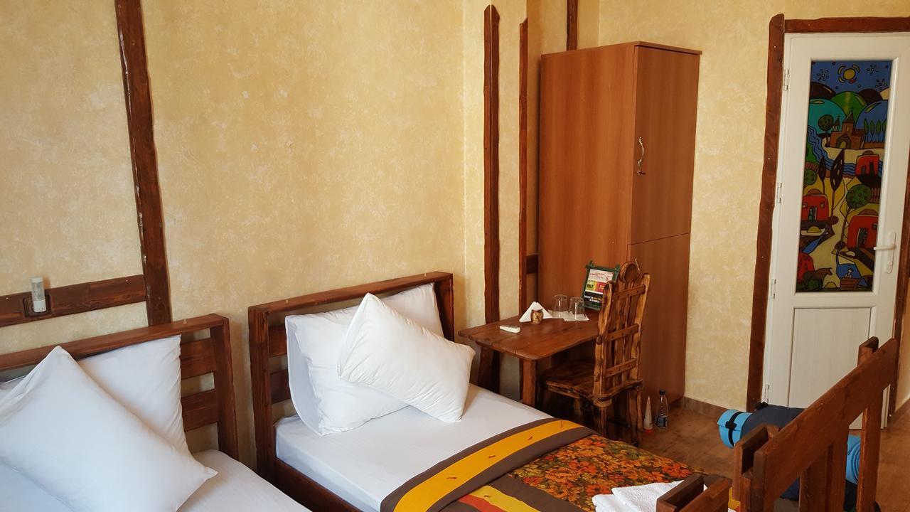 Machanents Art Hotel Vagharshapat Εξωτερικό φωτογραφία